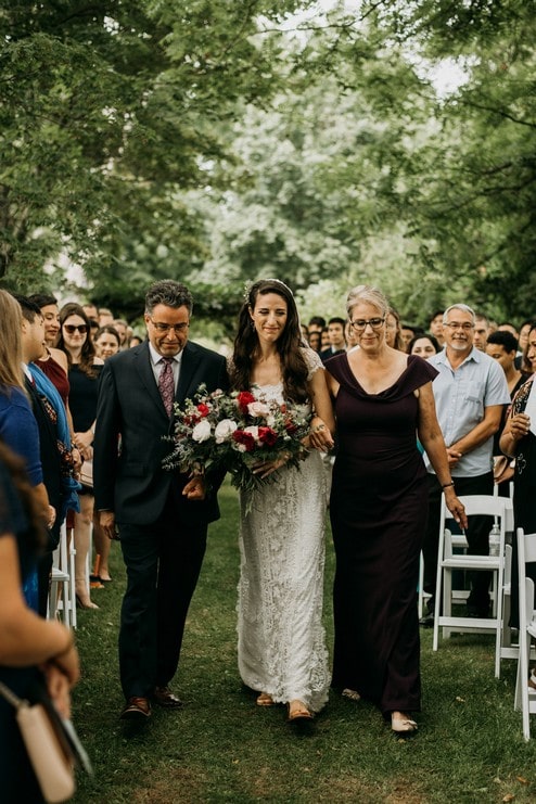 Wedding at Meadow View Gardens, Kawartha Lakes, Ontario, Cara Chapman Photography, 30