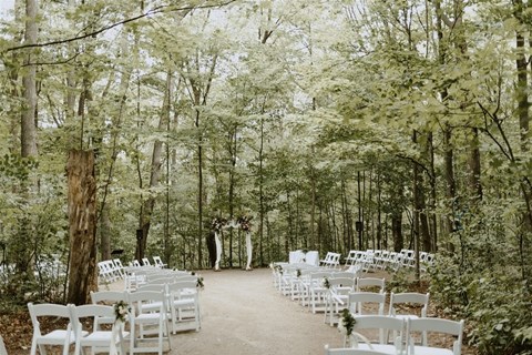 Stacy and Elliott's Charming Woodsy Wedding at Kortright