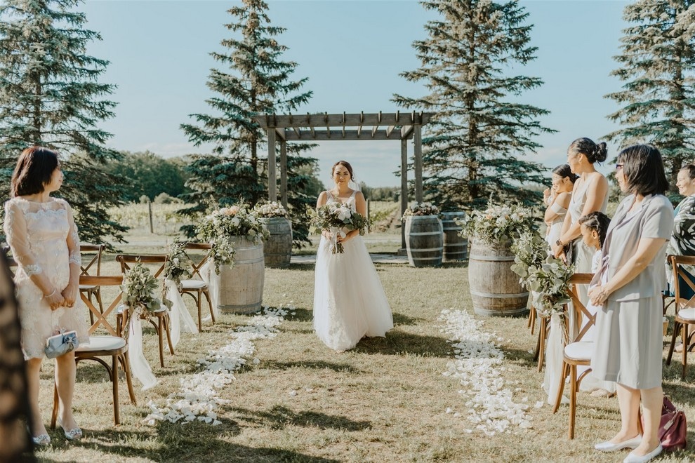Wedding at Willow Springs Winery, Stouffville, Ontario, Jessilynn Wong Photography, 40