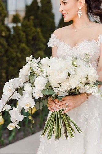 Carousel images of Royal Orchid Florist