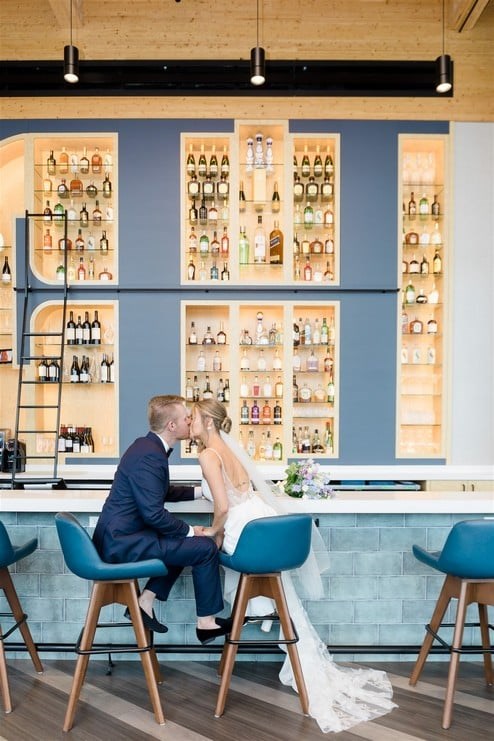 Friday Harbour, Barrie