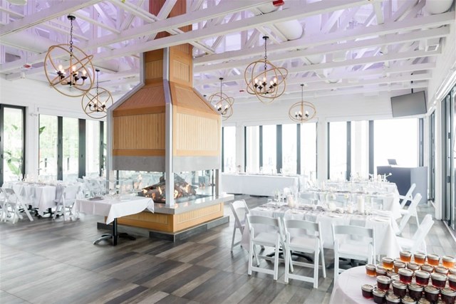 Friday Harbour, Barrie