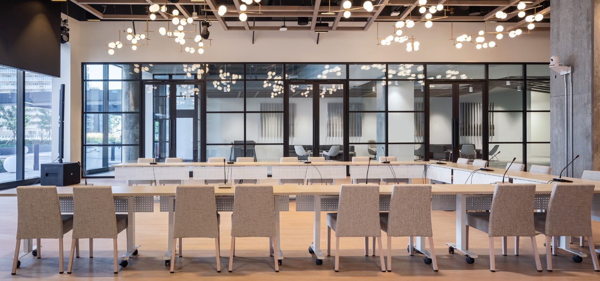 Hero image for Toronto & GTA’s Most Unique Meeting Rooms & Meeting Spaces