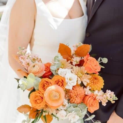 Leavenworth Floral featured in Danielle and James’ Colourful and Lively Wedding at Steam Whi…