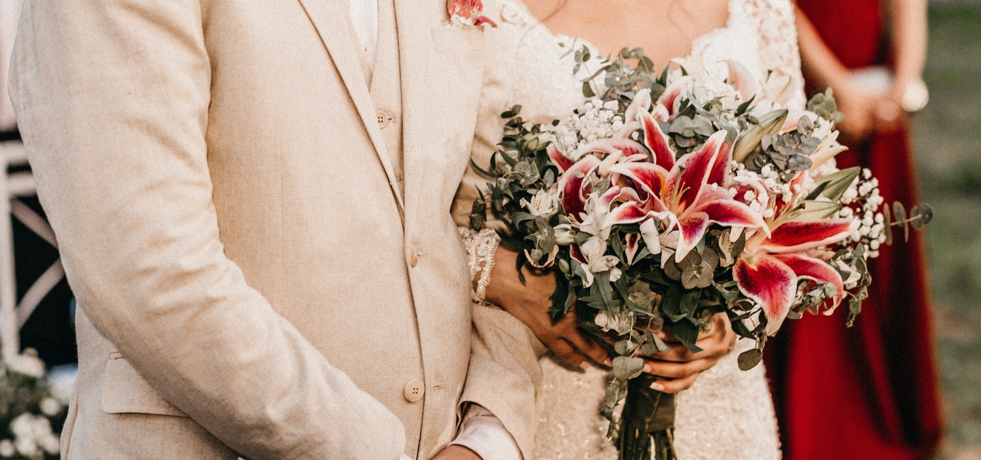 Hero image for 14 Different Wedding Bouquet Styles That You’re Sure To Love