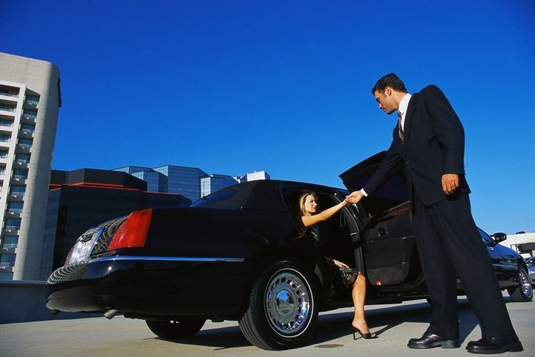 Carousel images of Toronto Limo Black Car Service