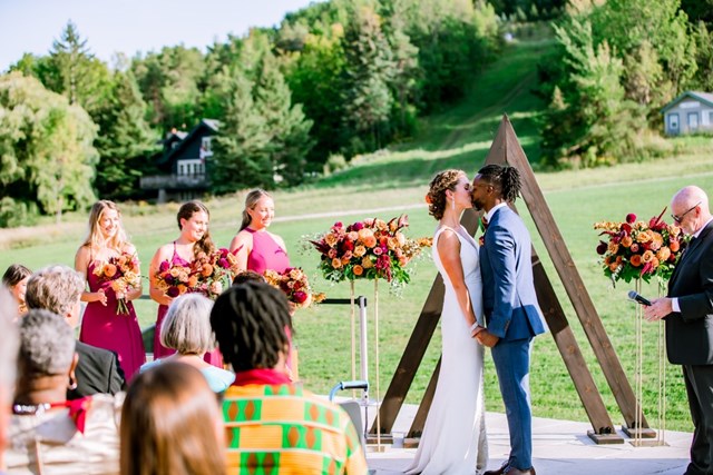 Kelly and Jeff's Colourful and Lively Celebration at Osler Bluff Ski Club