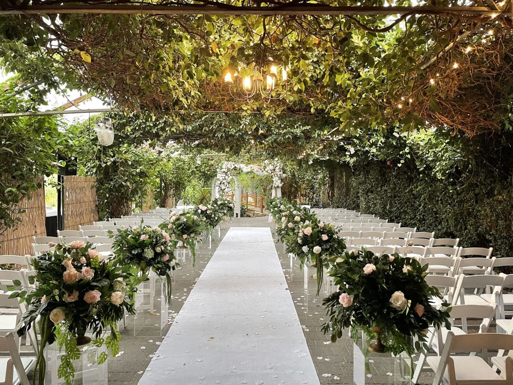 Madison Green - patio wedding venues