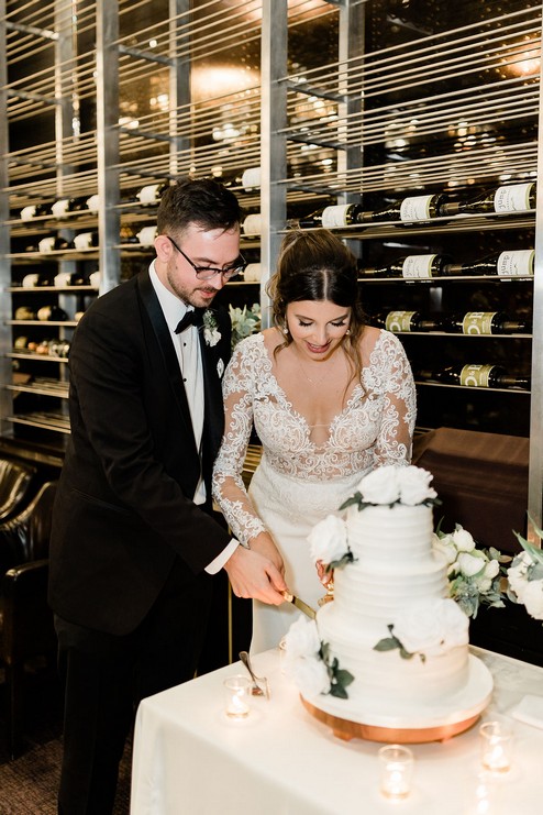 Wedding at Jump Restaurant, Toronto, Ontario, Amanda Soriano Photography, 41
