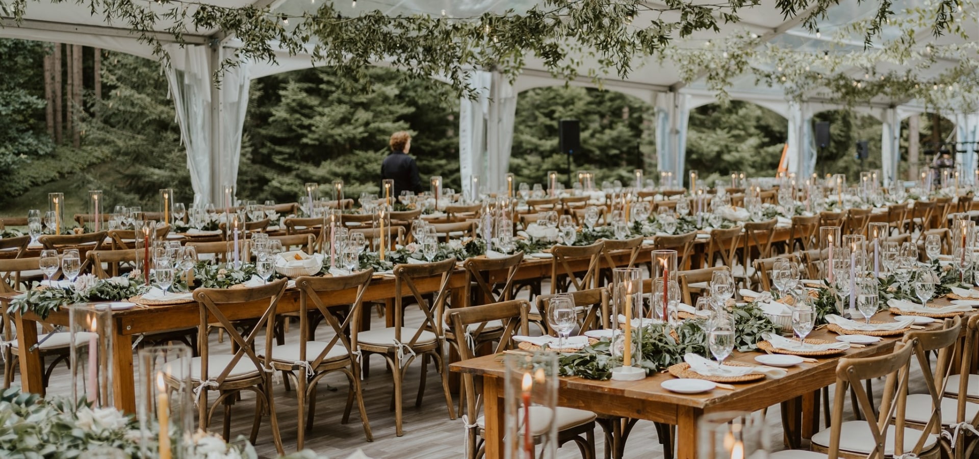 Hero image for Cissy and Adam’s Gorgeous Rustic-chic Affair