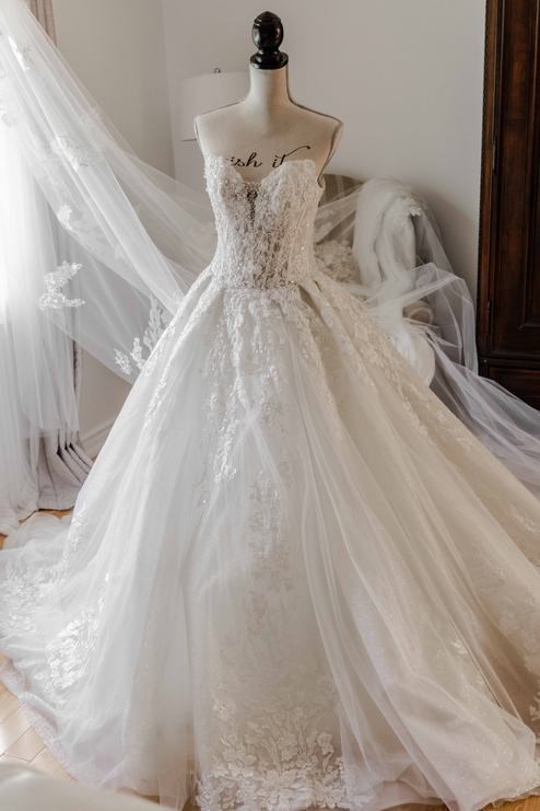 Tom Jeon Bridal, Woodbridge