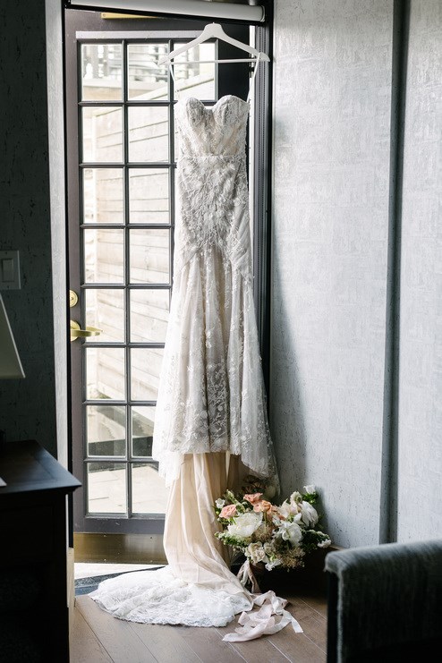 Ceremony Bridal Studio, Barrie