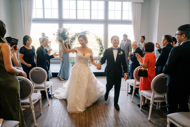 Victoria and Canice's Sweet Wedding at Deer Creek