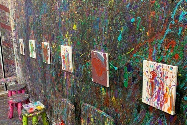 Mess For Fun, North York