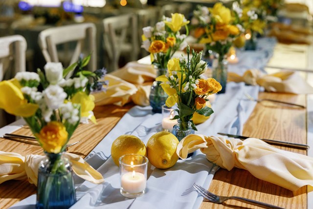 Life in Flowers, Toronto