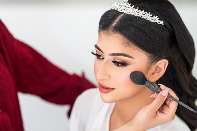 An Opulent White Wedding at DoubleTree by Hilton