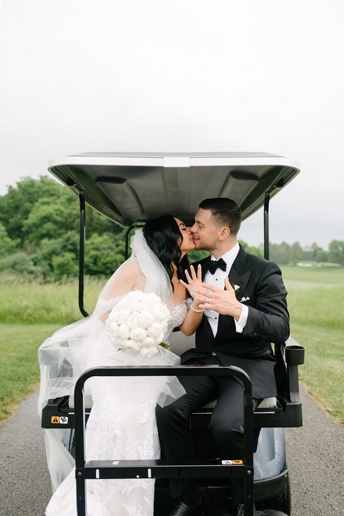 A Timeless Black and White Wedding at Copper Creek