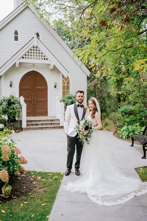 A Wedding in Cream and Rose at The Doctor's House