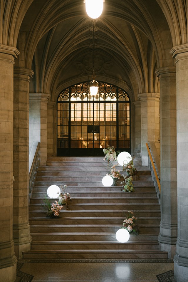 Knox College, Toronto