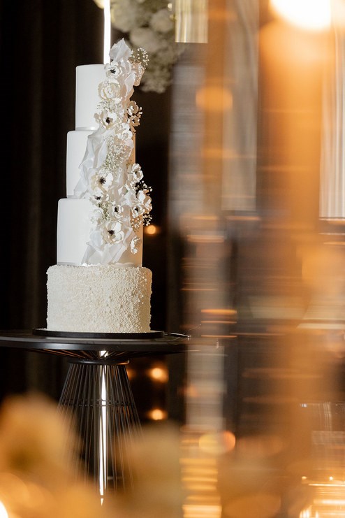A Wedding of Timeless Glamour and Candlelit Romance at York Mills Gallery