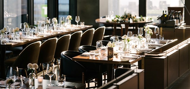 City Chic Wedding Done Right at Canoe Restaurant & Bar