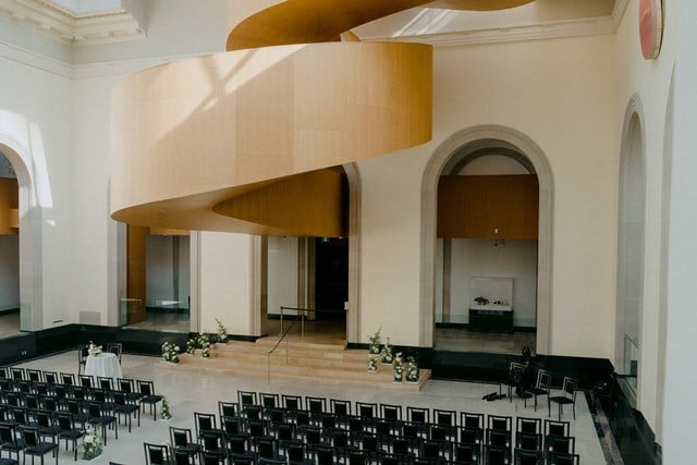 An Artfully Romantic Wedding at the Art Gallery of Ontario