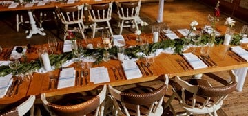A Chic Winter Wedding with Minimalist Greenery at Cluny Bistro