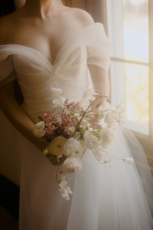 An Artfully Romantic Wedding at the Art Gallery of Ontario