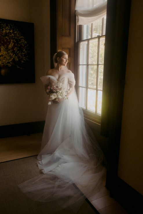 An Artfully Romantic Wedding at the Art Gallery of Ontario