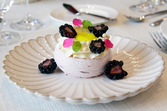 Catering Dessert Displays that Steal the Show