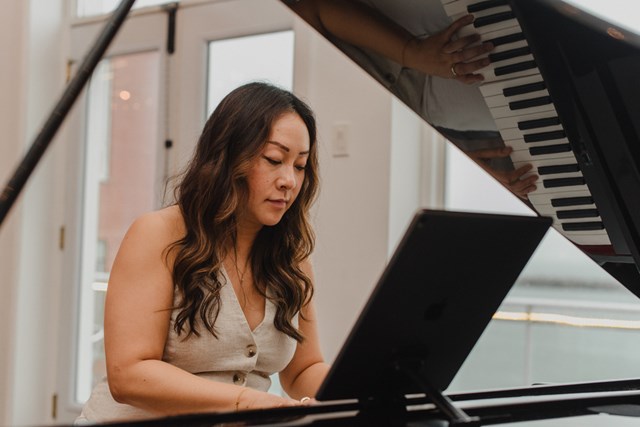 A Spring Wedding Open House at the Henley Room