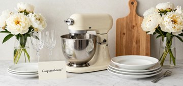 Wedding Registry Ideas: What to Add to Your List