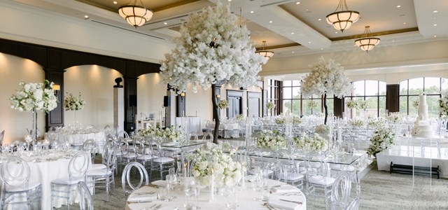 An All-White Blossom Wonderland at Eagles Nest Golf Club
