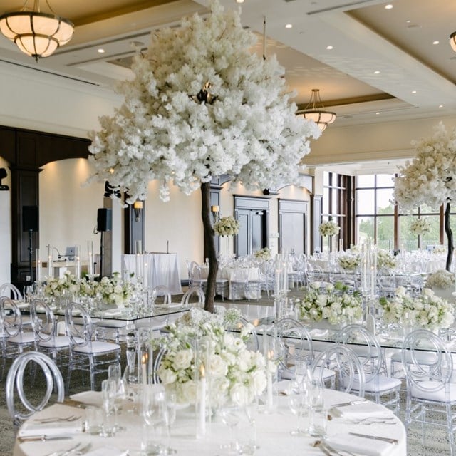 An All-White Blossom Wonderland at Eagles Nest Golf Club