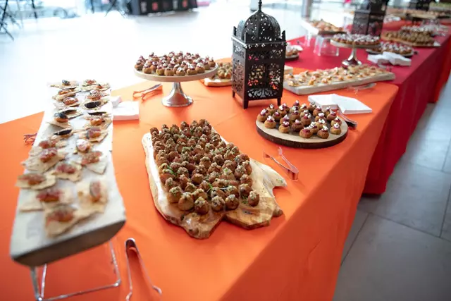 Full Service Caterers: 10tation Event Catering 3