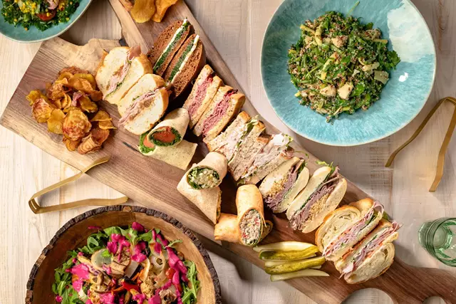 Full Service Caterers: 10tation Event Catering 2