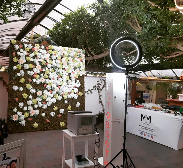 647 Photo Booth, Brampton