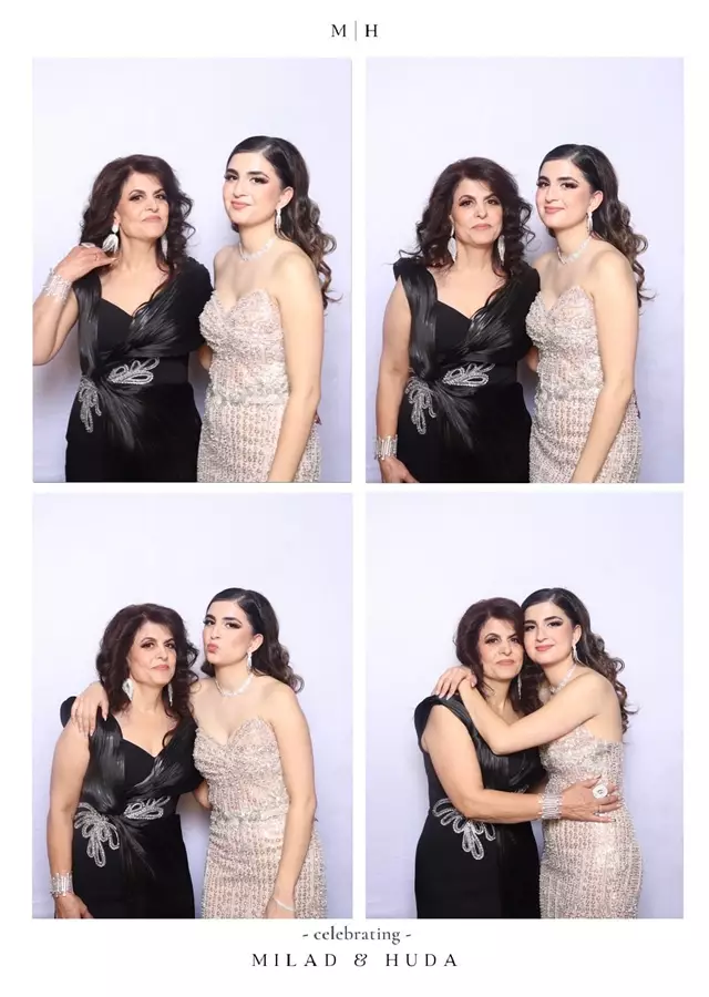 Photo Booths: 647 Photo Booth 6