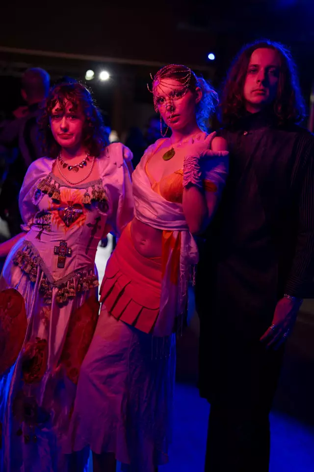 Photographers: 6 Art Care 17