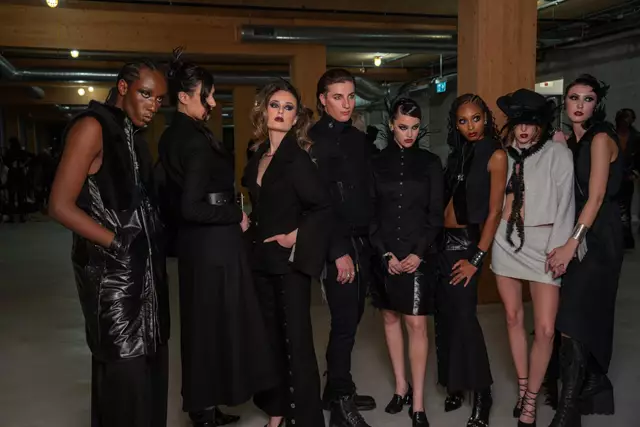 Photographers: 6 Art Care 19