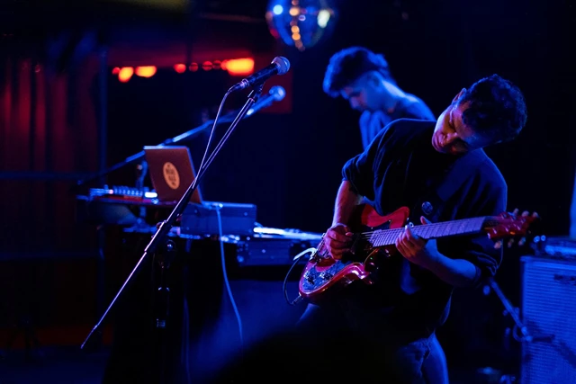 Photographers: 6 Art Care 21