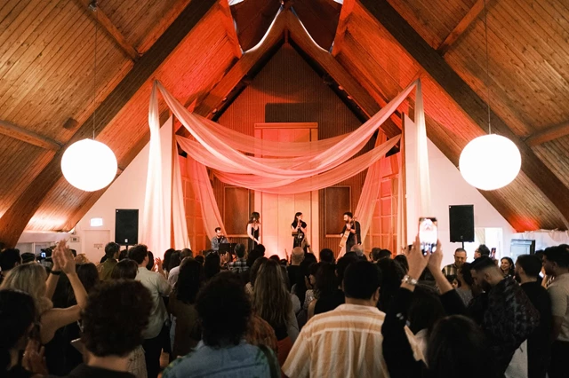 Photographers: 6 Art Care 13