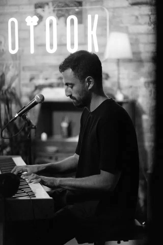 Photographers: 6 Art Care 5