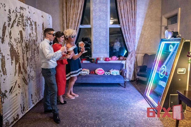 6ix Photobooths, Toronto