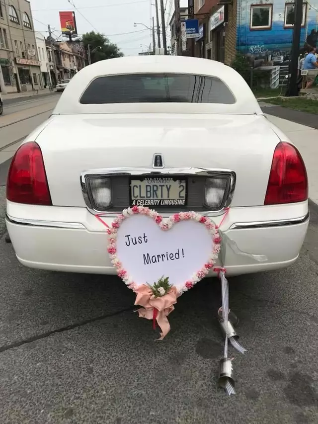 Limousines: A Celebrity Limousine 3