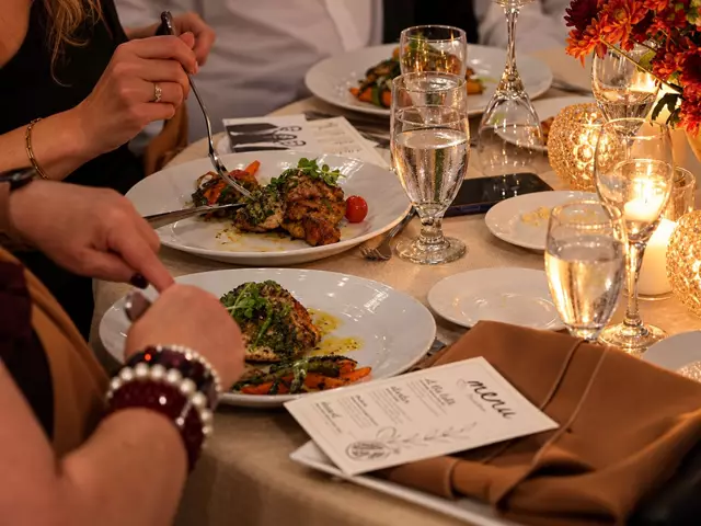 Full Service Caterers: APEX Kosher Catering 4