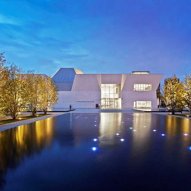 Galleries/Museums: Aga Khan Museum 1