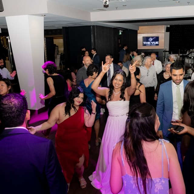 Disc Jockey's / DJs: Alley Entertainment 1