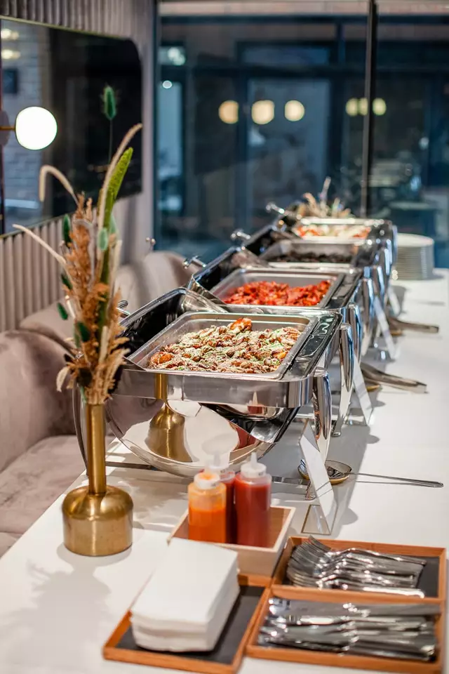 Full Service Caterers: Alo Catering 24