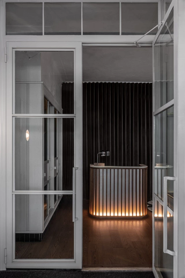 Alobar Downtown, Toronto